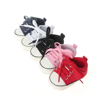 Populiarus klasikinis drobės butas kūdikių bateliai patogus, neslidus atsitiktinis gumos soled kūdikių vaikščiojimo batai
